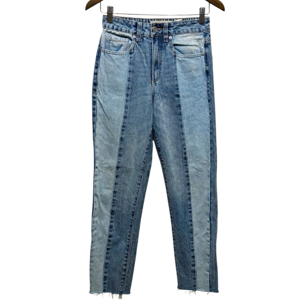 Garage Two Tone High Rise Mom Jeans Raw Hem Blue Denim Size 0 - Picture 8 of 8